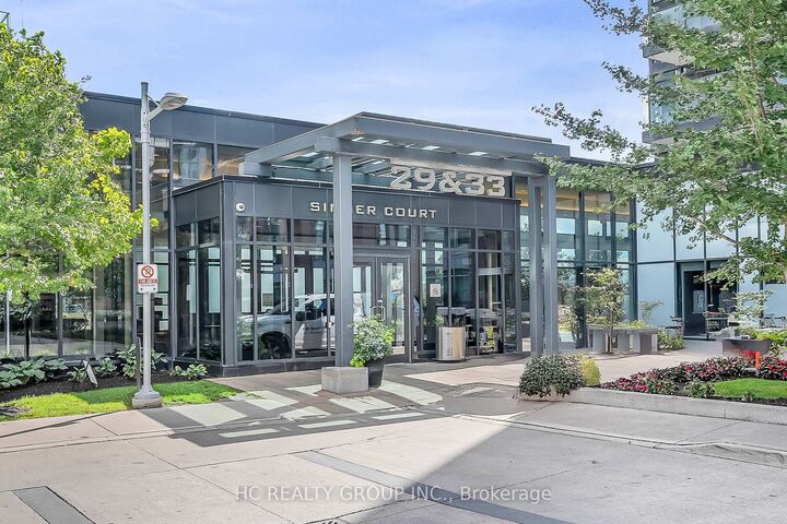 Property Photo: 33 Singer Court 2205 ON M2K 0B4