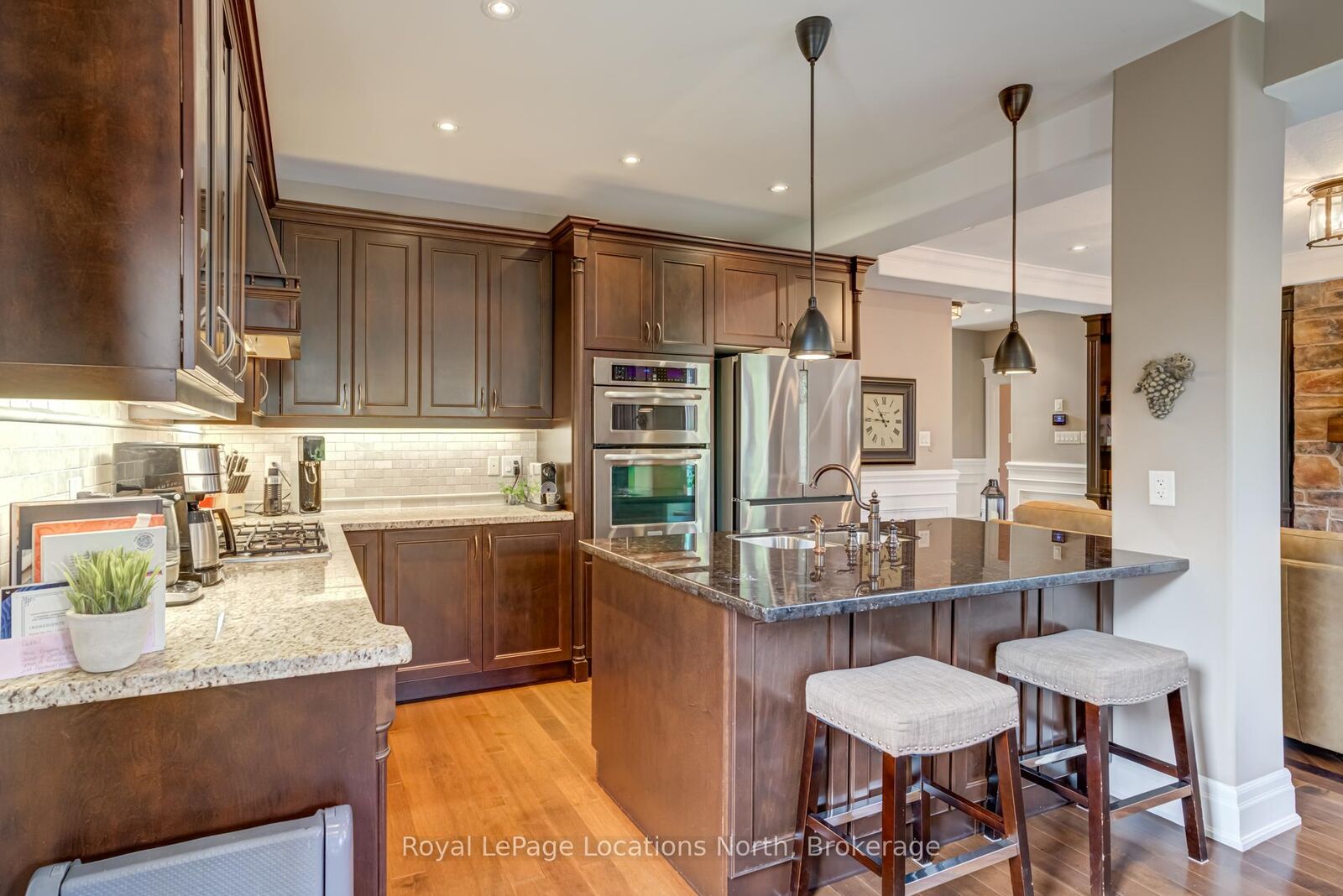 Property Photo:  39 Hughes Street  ON L9Y 0W7 