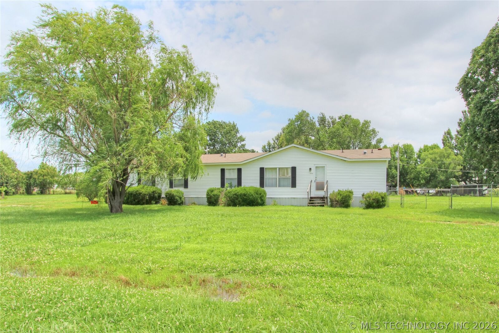 Property Photo:  31232 N 3952 Road  OK 74051 