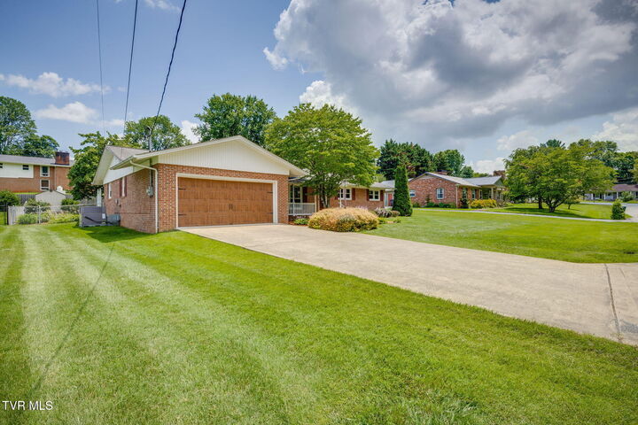 Property Photo: 821 Julip Drive TN 37663