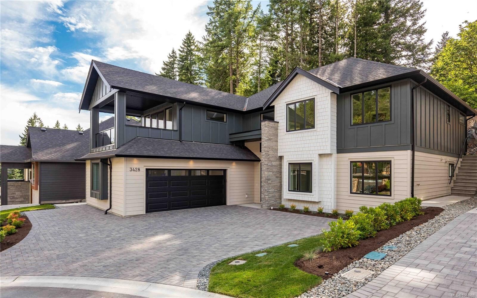 Property Photo: 3428 Horizon Terr BC V9C 4L5