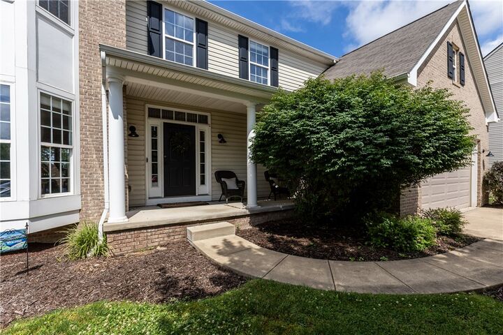 Property Photo: 128 Foxtail Dr PA 15239