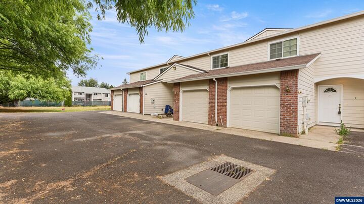 Property Photo:  1919 26th #2 Av  OR 97116 