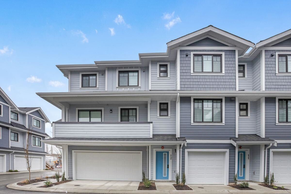 Property Photo:  789 Ota Avenue 12  BC V3M 0M7 