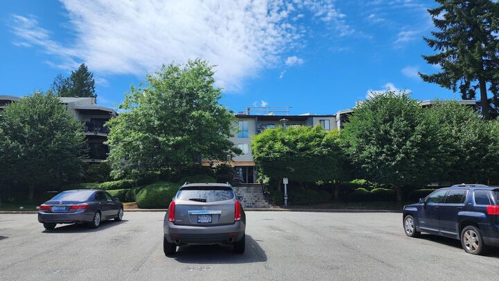Property Photo: 9952 149 Street 306 BC V3R 7W7