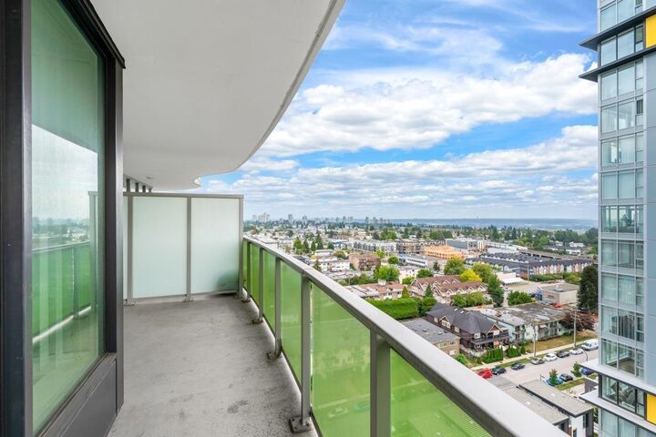 Property Photo: 6638 Dunblane Avenue 1608 BC V5H 0G8