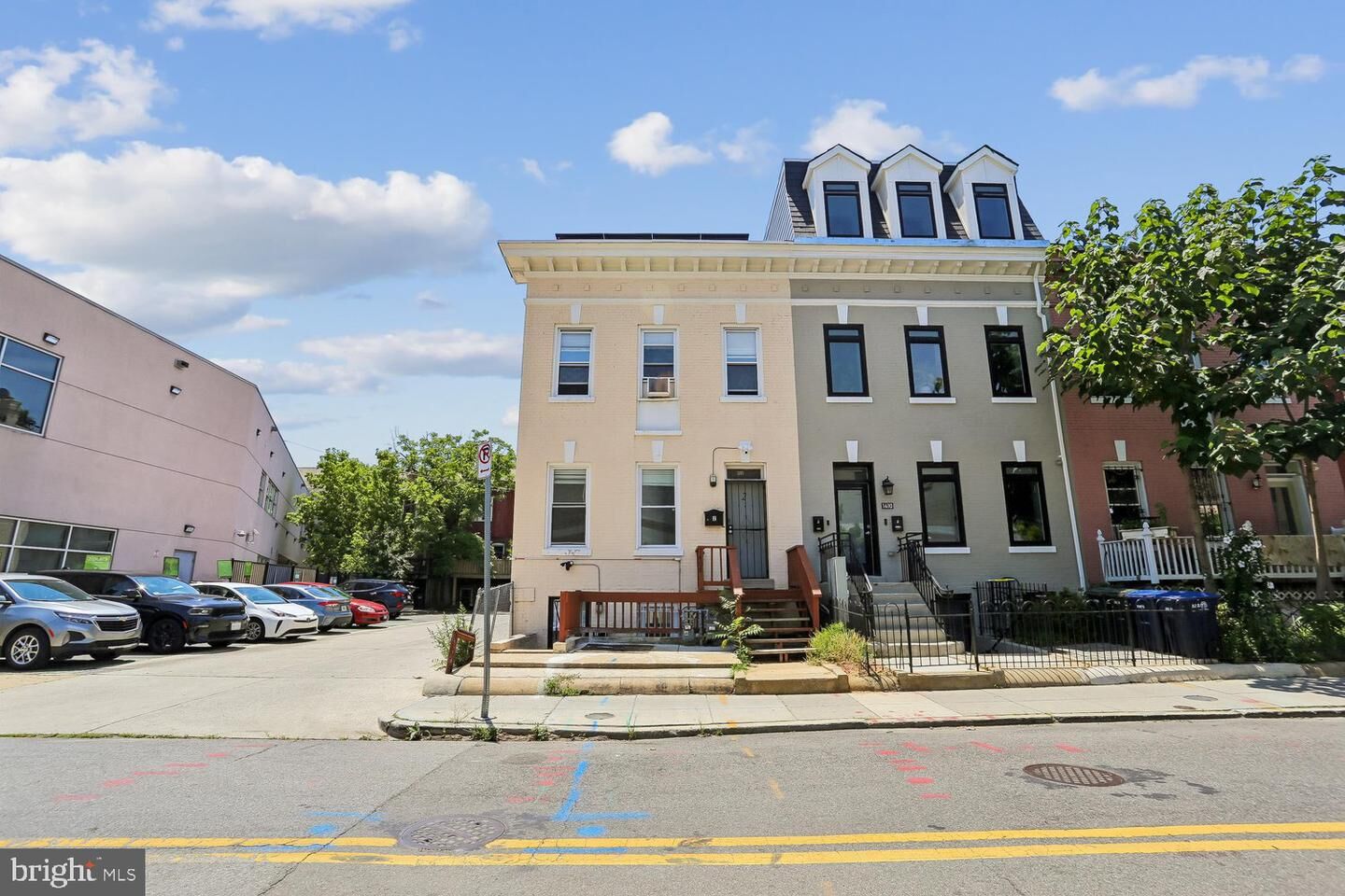 Property Photo: 1408 Newton Street NW DC 20010