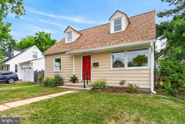 Property Photo:  6925 Columbia Drive  VA 22307 