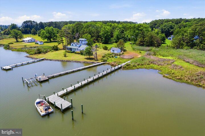 Property Photo:  16146 Thomas Road  MD 20674 
