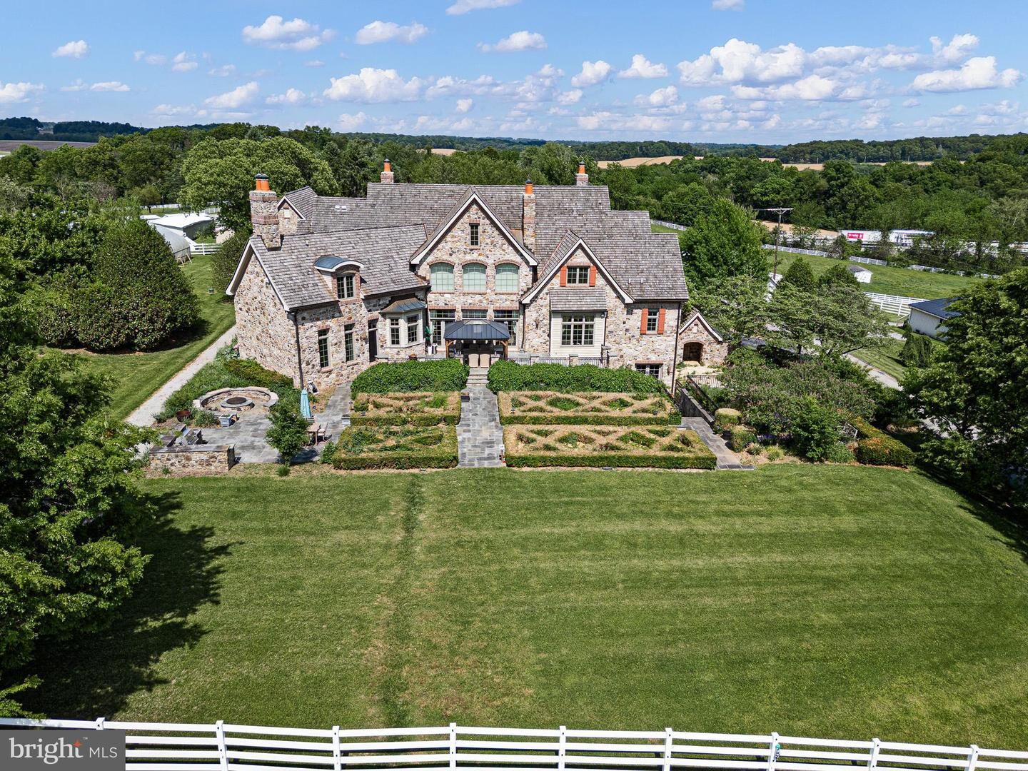 Property Photo:  1274 Oakwood Road  PA 17349 