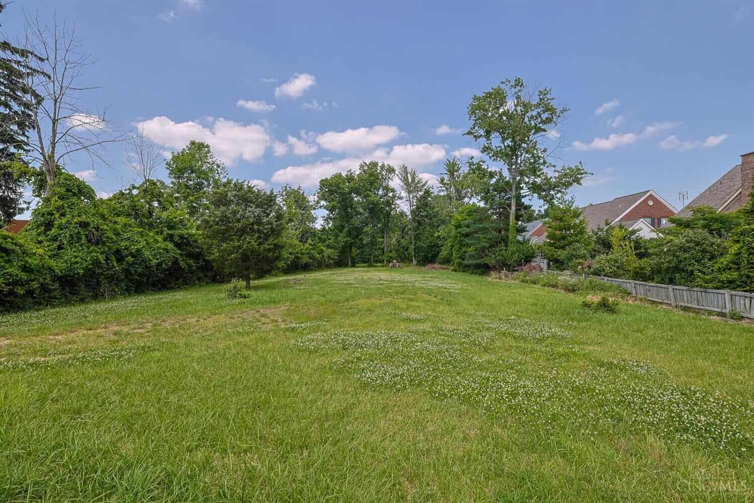 Property Photo: 6330 Kugler Mill Road OH 45236