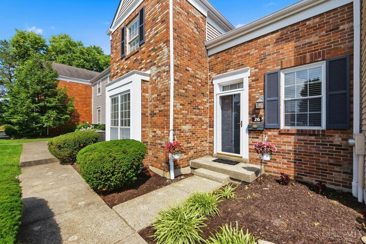 Property Photo:  26 Twin Lakes Drive  OH 45014 