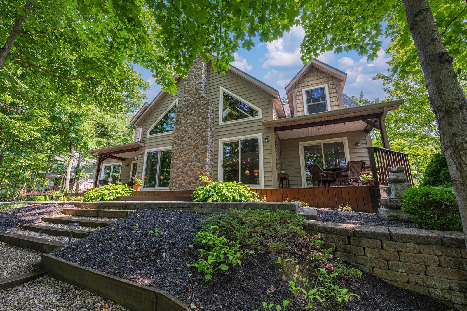 Property Photo: 7326 State Route 19 OH 43338