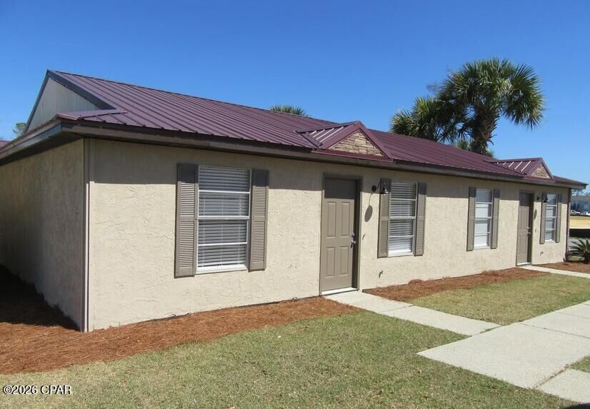 Property Photo: 1418 New York Avenue B FL 32444