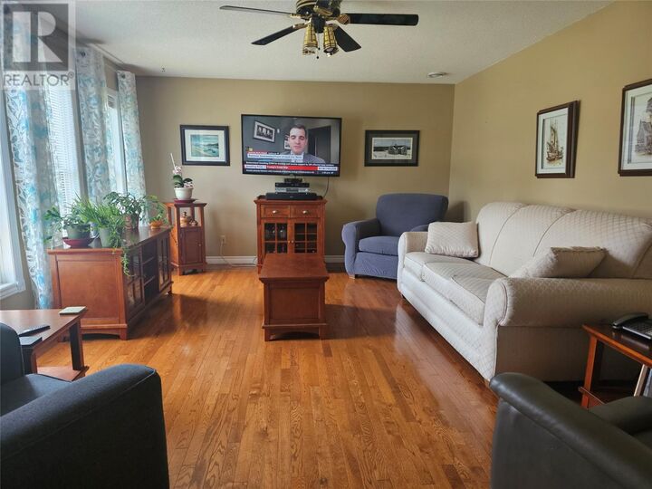 Property Photo:  34 Grandview Crescent  NL A0M 1C0 