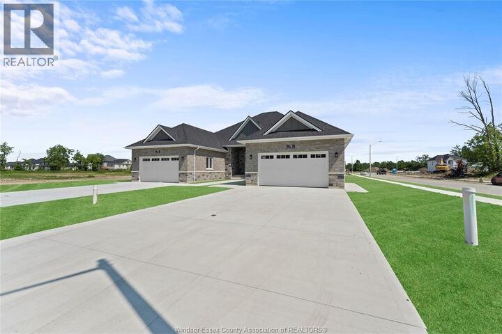 Property Photo: 72 Redwood Avenue ON N0R 1B0