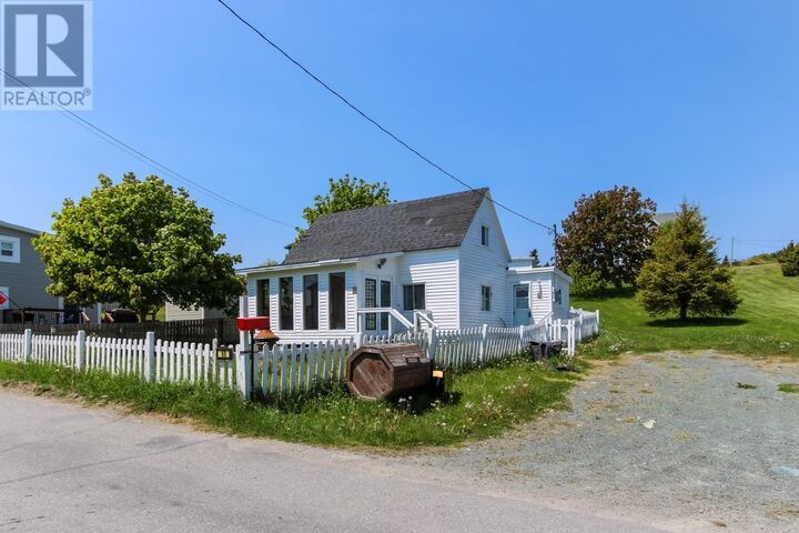 69 Harbour Road — photo 1