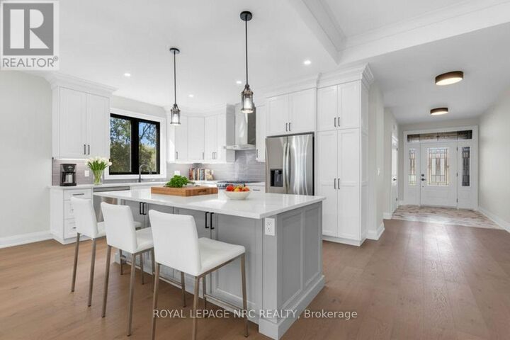 Property Photo: 207 Forks Road ON L3B 6C5