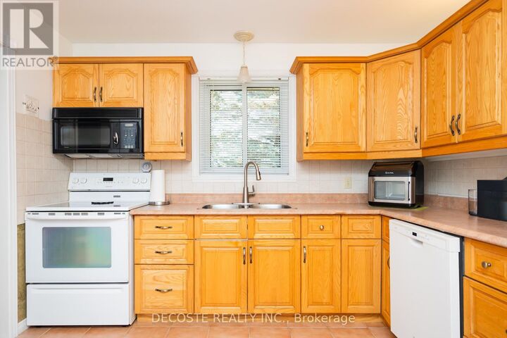Property Photo:  6281 Graham Court  ON K0C 1E0 