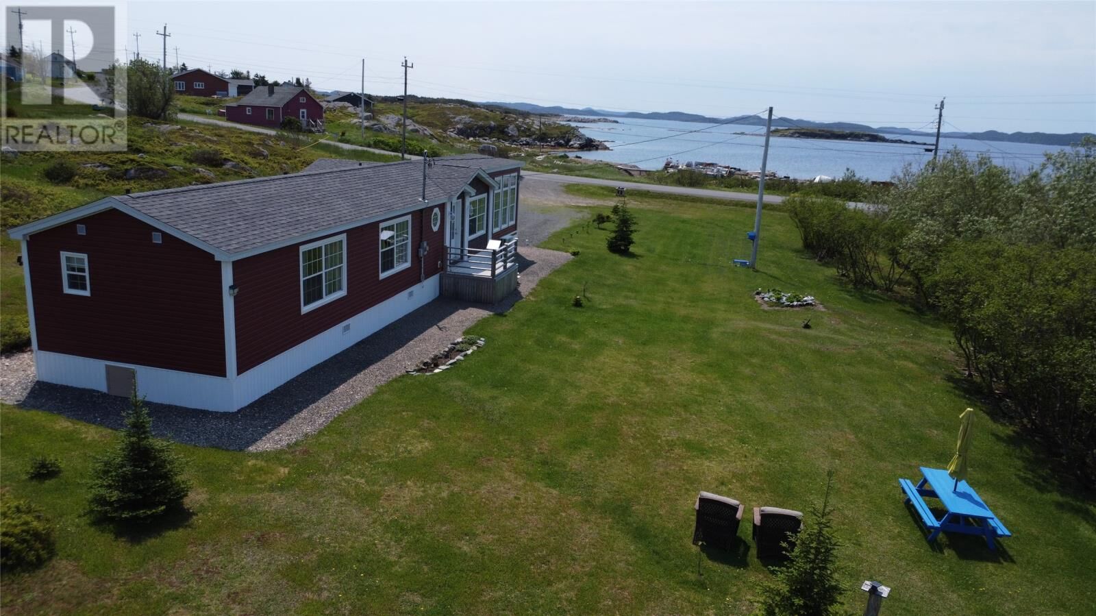 Property Photo:  285 Bayview Street  NL A0G 4M0 