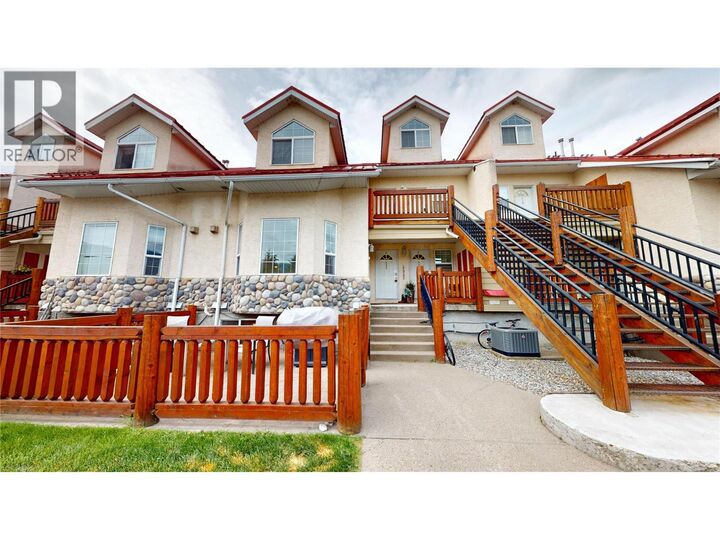 400 Riverside Way 426 — photo 1