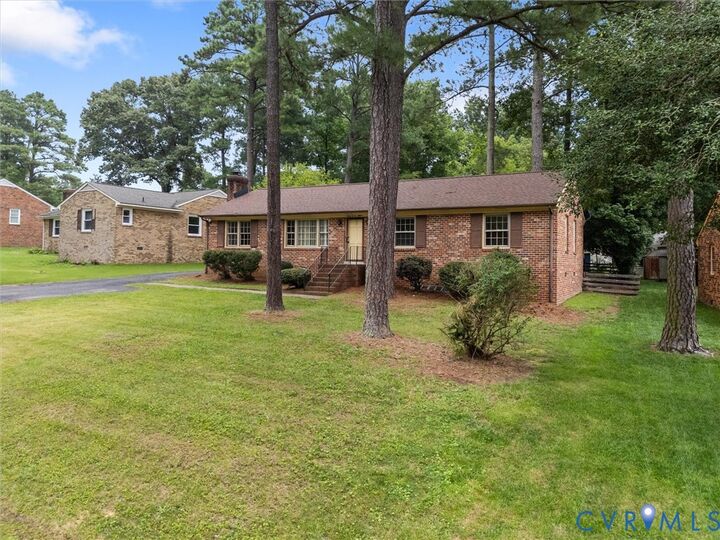 Property Photo: 9715 Alfaree Road VA 23237