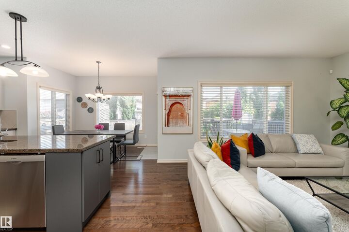 Property Photo: 6736 19 Avenue SW AB T6X 0L8
