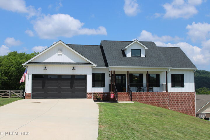 Property Photo: 5153 Candlewood Court TN 37804