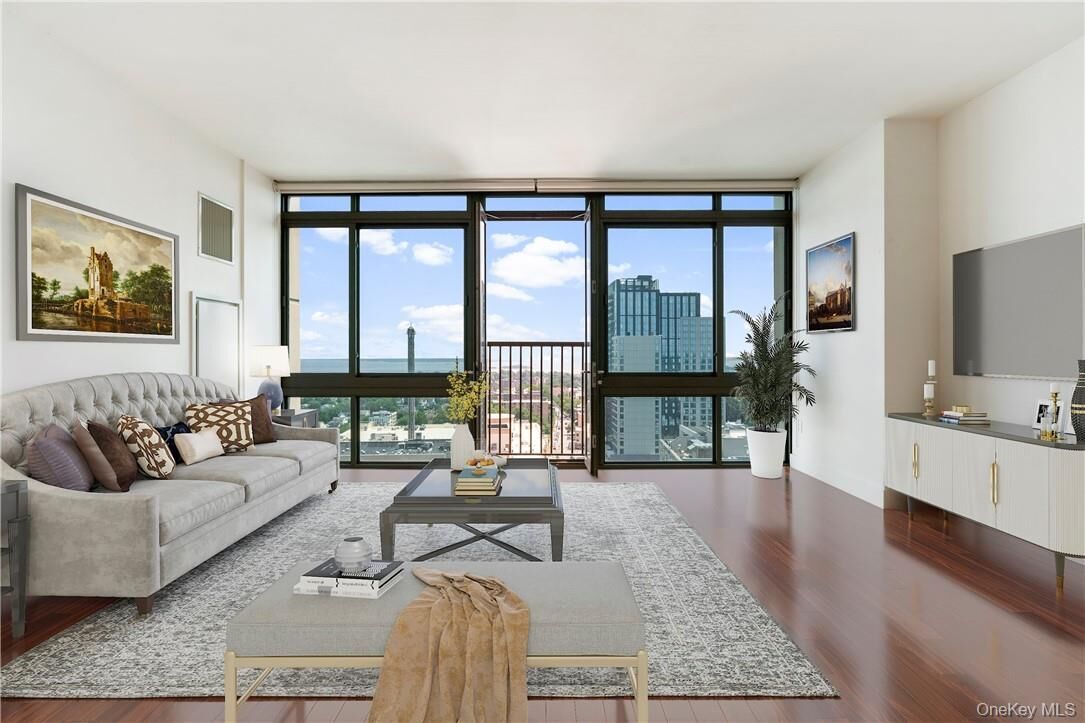 Property Photo: 175 Huguenot Street 1404 NY 10801