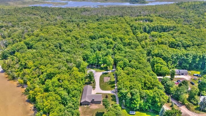 Property Photo: 9786 N Co Rd H-33 Road MI 49853