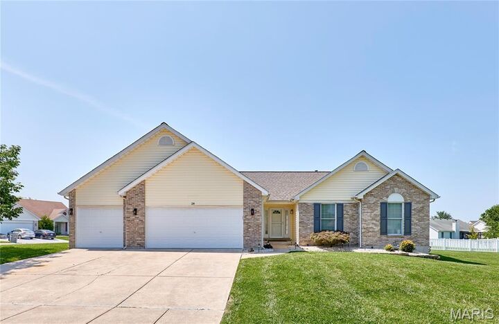 Property Photo:  28 Jacobs Court W  MO 63376 