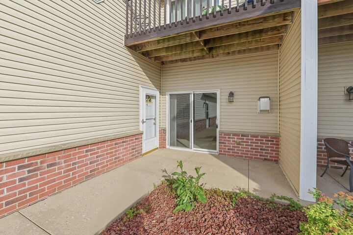 Property Photo:  334 Brookside Dr  WI 53050 