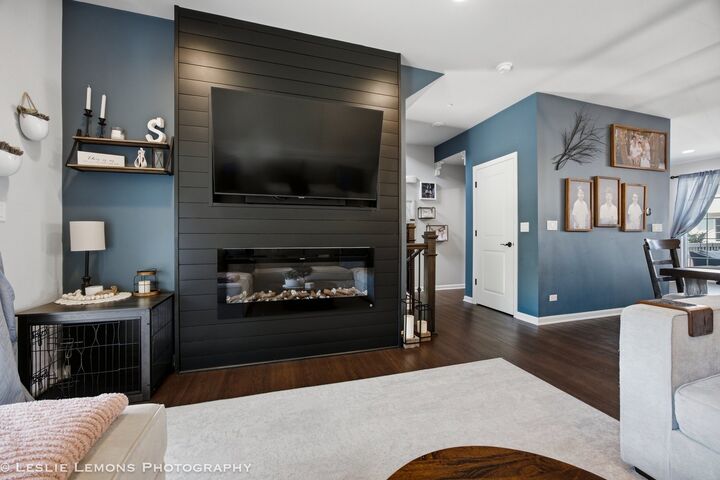 Property Photo:  485 Woodmoor Drive  IL 60148 