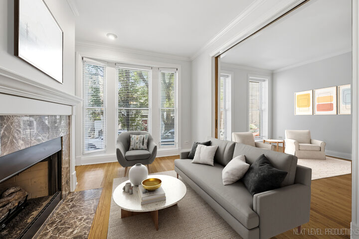 Property Photo:  2013 W Concord Place A  IL 60647 