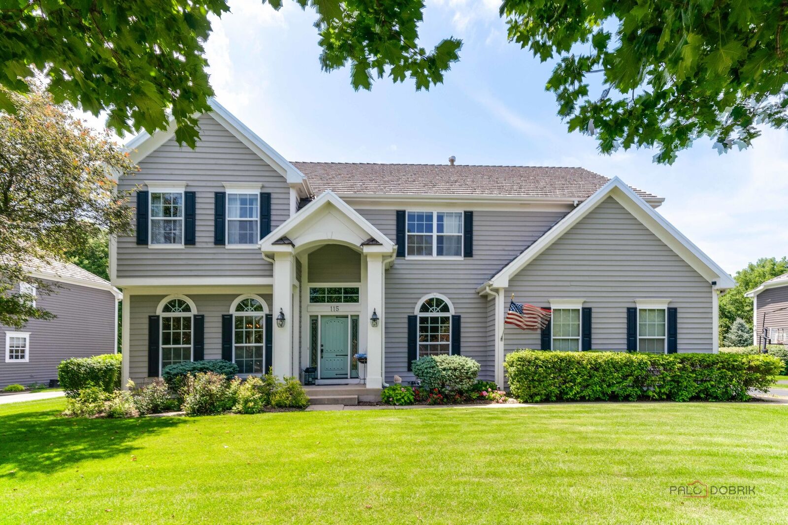 Property Photo:  115 Bridle Path Lane  IL 60021 