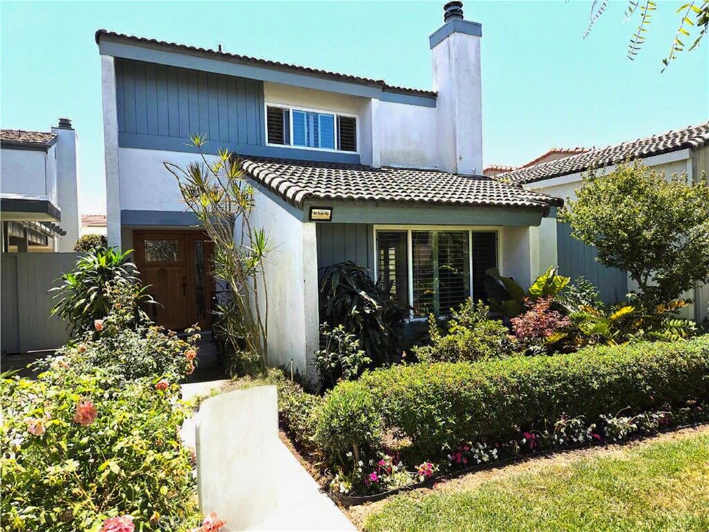 Property Photo: 7057 Mariner Way CA 90803