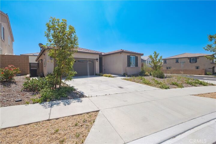 Property Photo:  4953 Boston Ivy St  CA 92336 