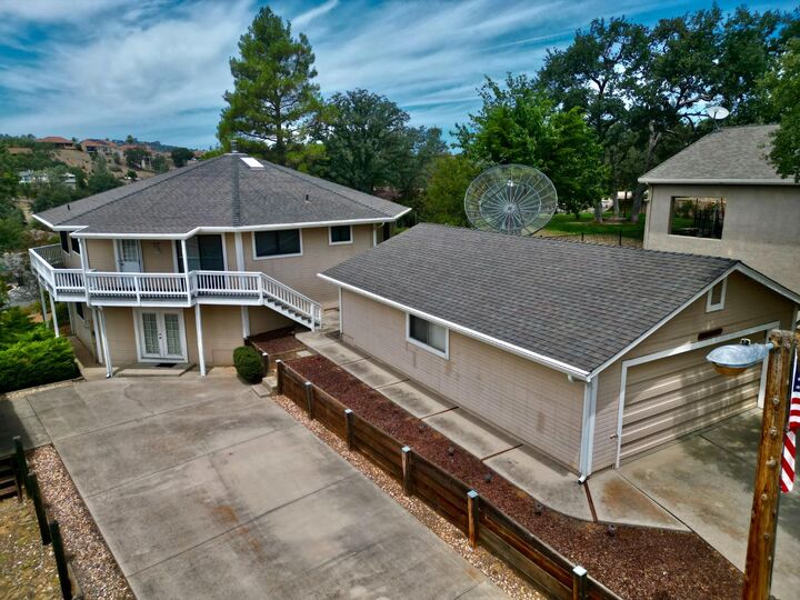 Property Photo:  286 Tennis Court  CA 95228 
