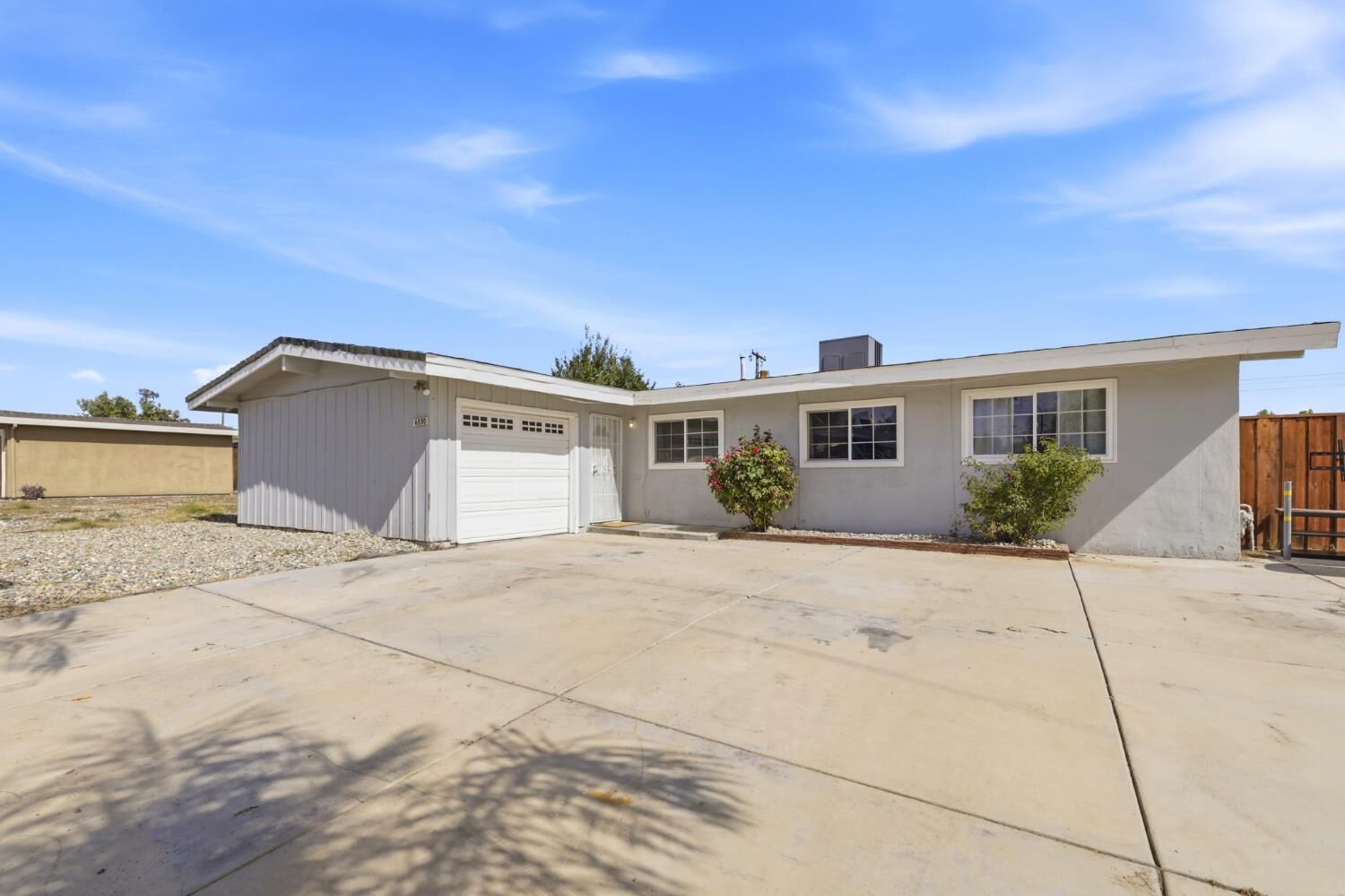Property Photo: 6530 Kemp Way CA 95660