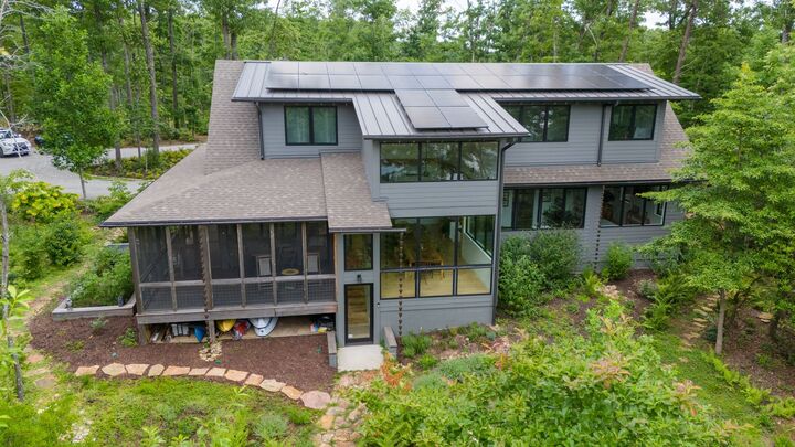 Property Photo:  201 Water View Ln  TN 37356 