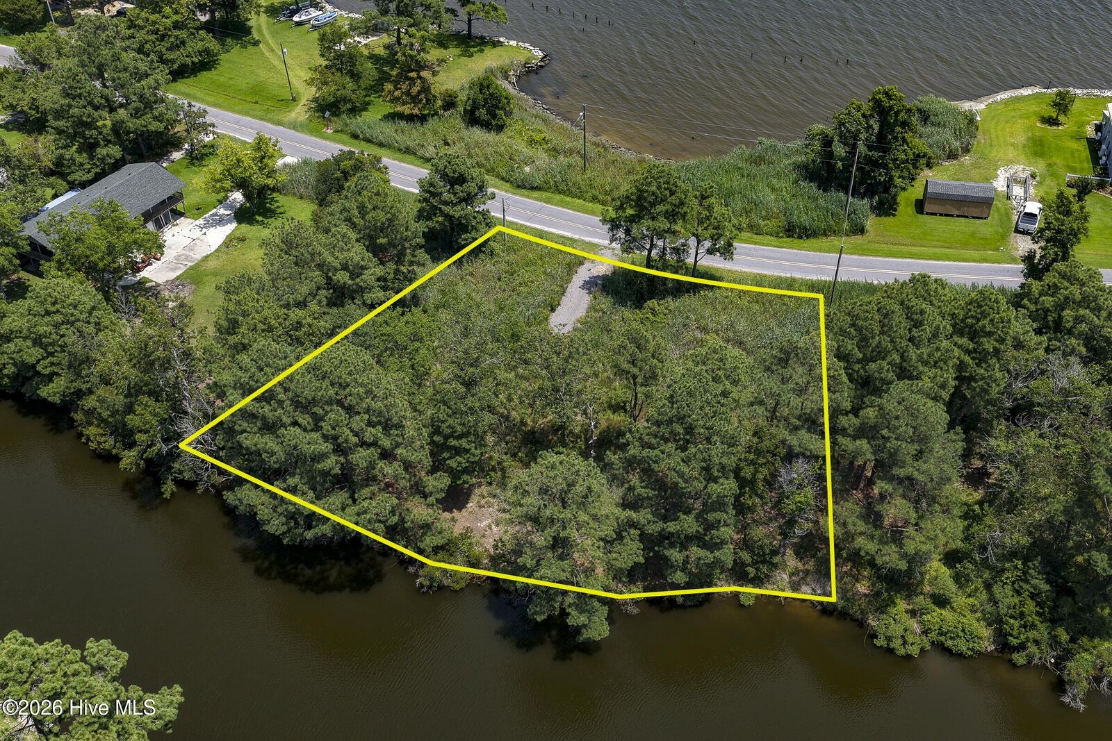 Property Photo:  767-768 713,714,767,768 Driftwood Drive  NC 27909 