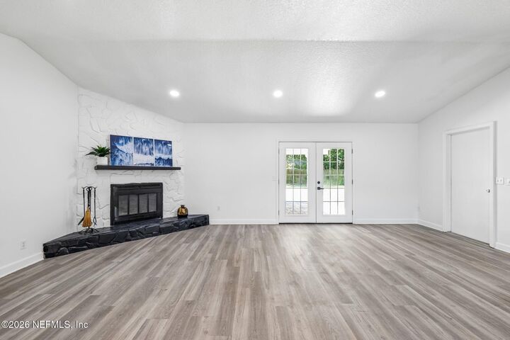 Property Photo:  8199 Cholo Trail  FL 32244 