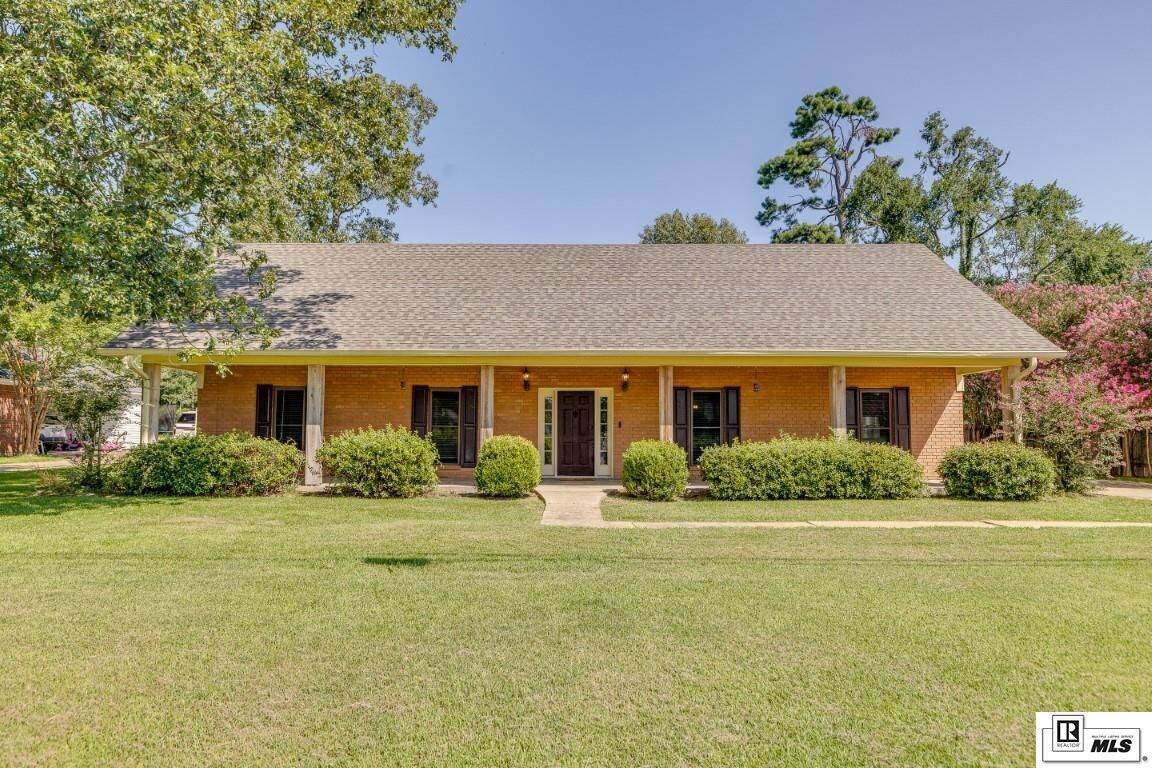 Property Photo: 205 E Lafayette Drive LA 71291