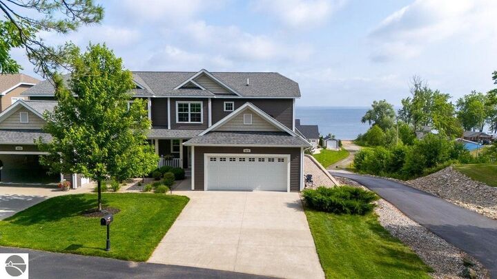 Property Photo: 4876 W Houghton Lake Drive MI 48629