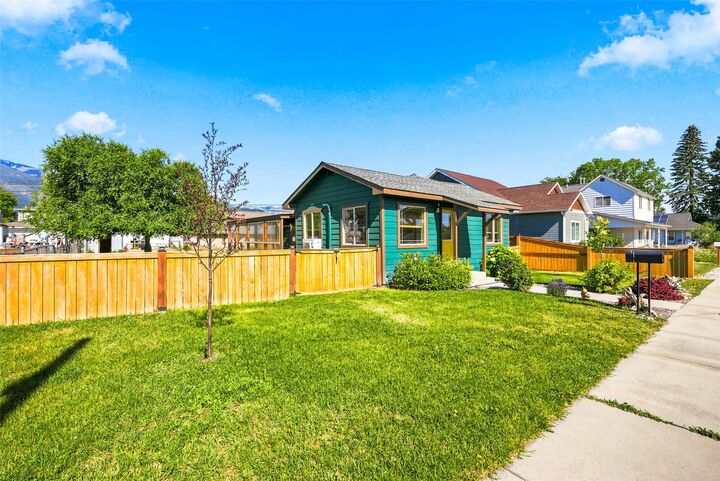 Property Photo:  213 N 7th Street  MT 59840 