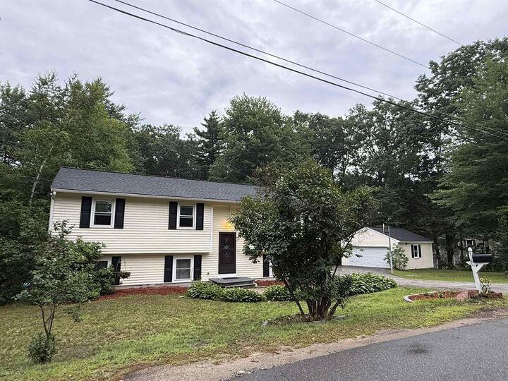 Property Photo:  17 Power Street  NH 03077 
