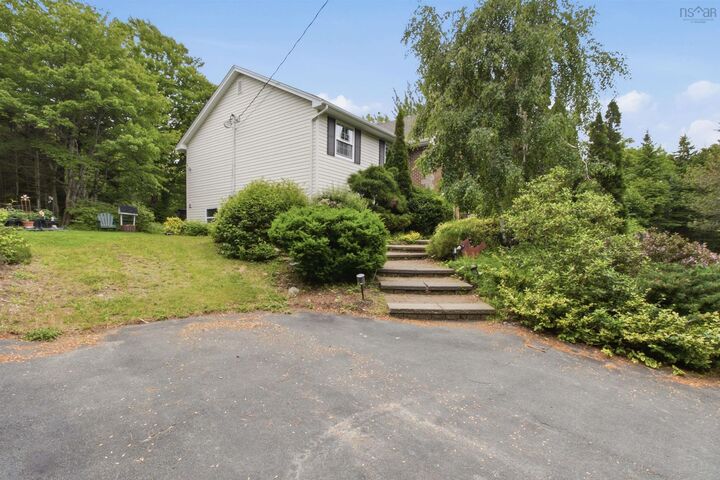 Property Photo: 107 Waterstone Run NS B4B 1X5