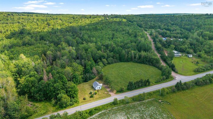Property Photo: 924 Meadowvale Road NS B0N 2P0