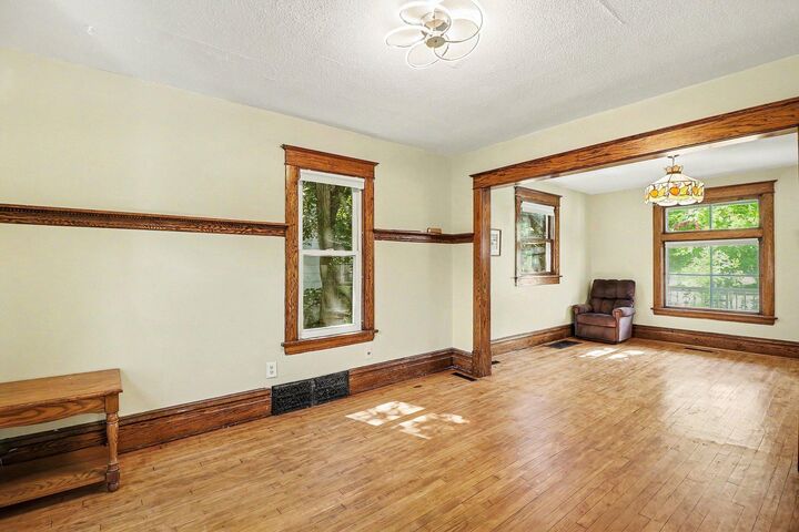Property Photo:  350 Hope Street  MN 55106 