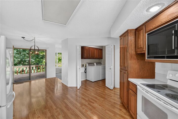 Property Photo:  2 Raleigh Hills Lane  AR 72715 